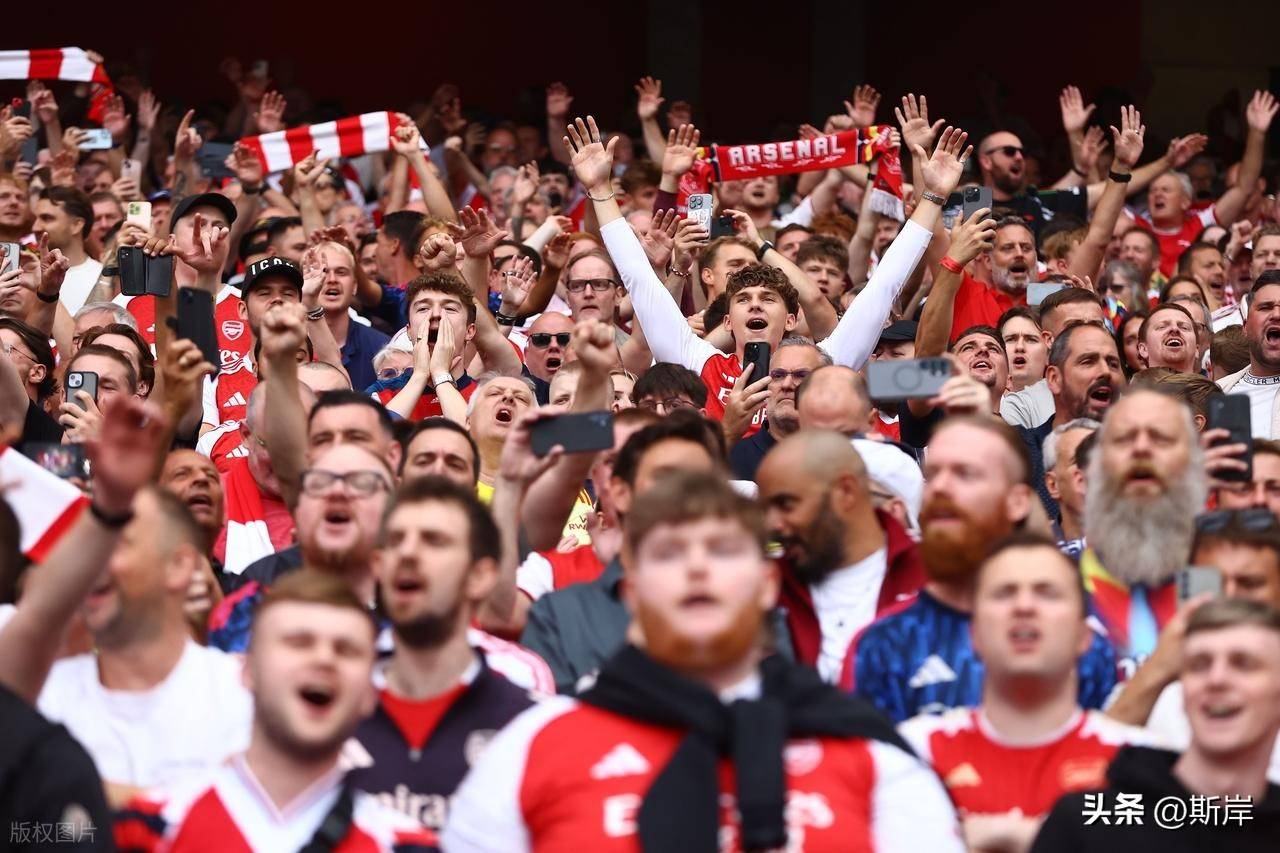 关于关键时刻英超焦点战,那不勒斯豪取连胜,赛场秩序良好,数据趋势出现新变化的信息 关于关键时刻英超焦点战,那不勒斯豪取连胜,赛场秩序良好,数据趋势出现新变化的信息